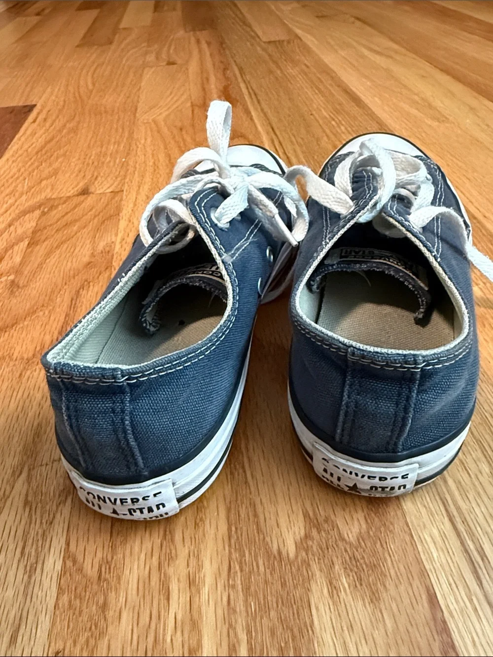 Converse Kids Low-Top Sneakers in Navy and White